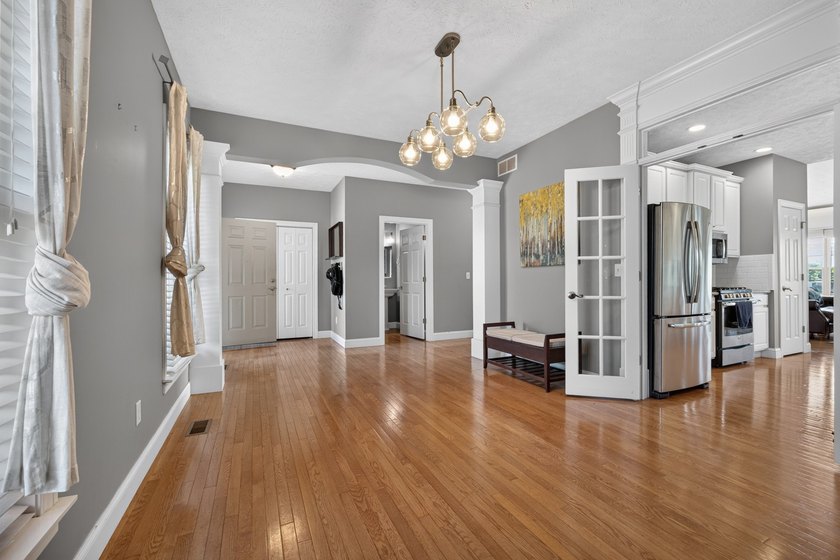 Enjoy beautiful waterfront views from this spacious home in - photo 3