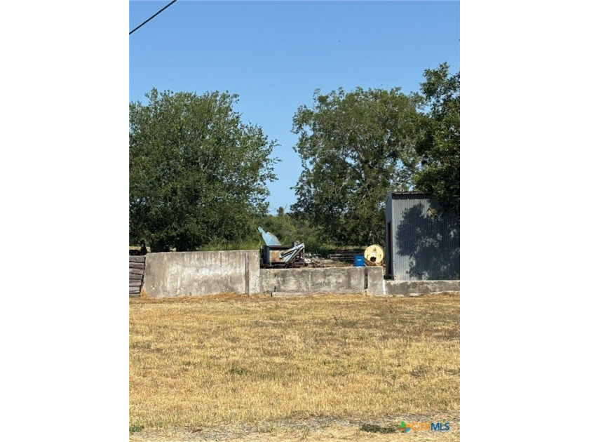 For sale in Seguin, Texas: a well-known commercial property - photo 26
