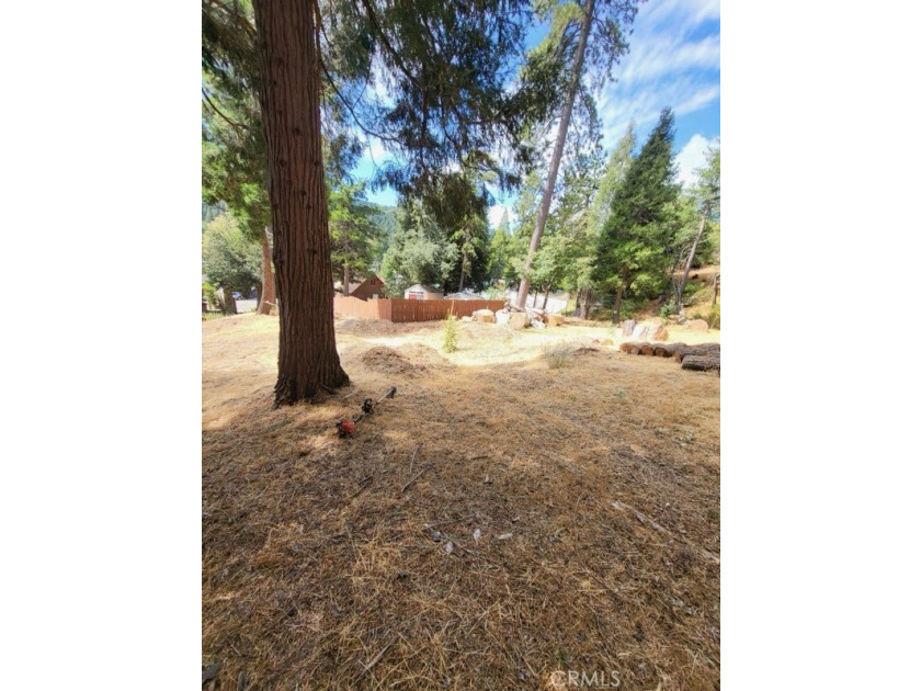 Rare USP (unique selling proposition) of vacant land parcel with - photo 11