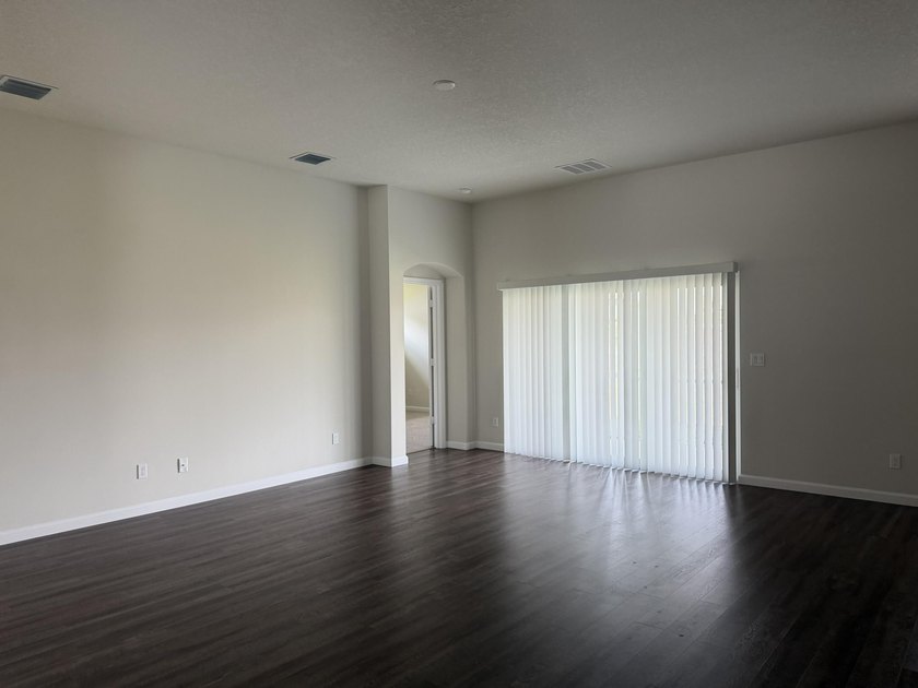 **Seller will contribute $10k towards closing costs or interest - photo 19