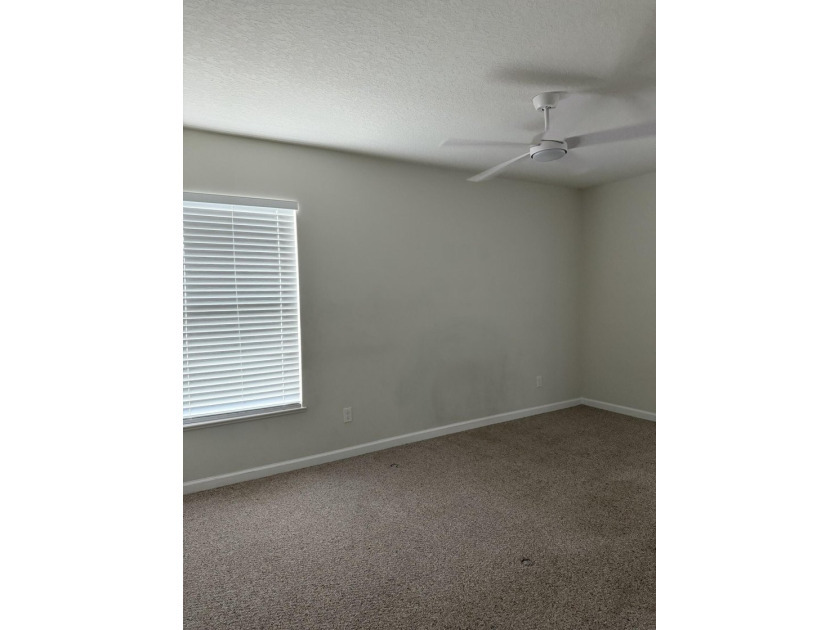 **Seller will contribute $10k towards closing costs or interest - photo 32
