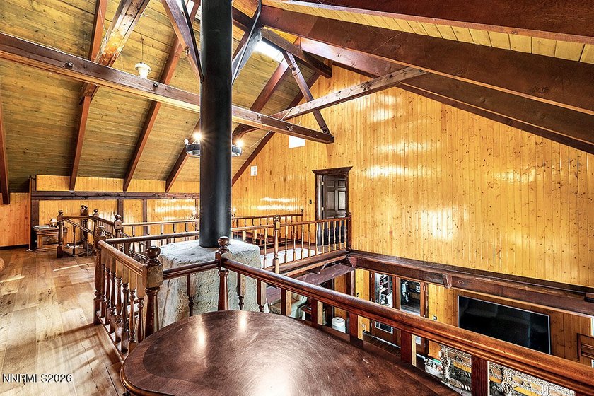 Discover a truly rare Nevada riverfront retreat - a majestic - photo 20