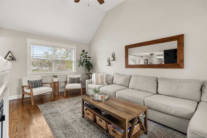 This beautifully renovated Colonial in East Islip sits on an - photo 10