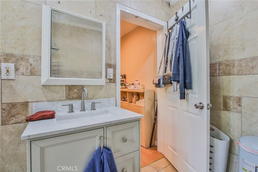 Wow! Wow! Wow! Bixby Knolls Location... What a Unique Property - photo 16