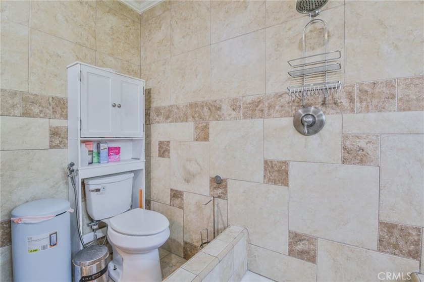 Wow! Wow! Wow! Bixby Knolls Location... What a Unique Property - photo 17