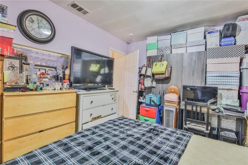 Wow! Wow! Wow! Bixby Knolls Location... What a Unique Property - photo 27