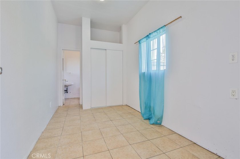 Wow! Wow! Wow! Bixby Knolls Location... What a Unique Property - photo 34