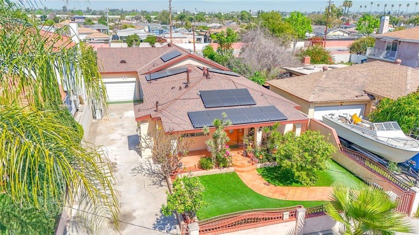 Wow! Wow! Wow! Bixby Knolls Location... What a Unique Property - photo 50