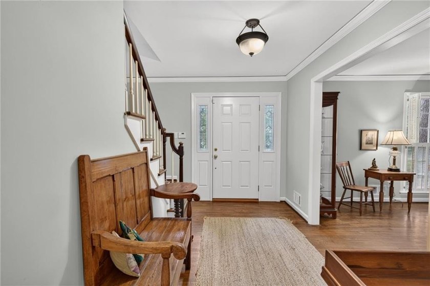 Incredible opportunity in sought-after Hampton Hall, ideally - photo 4