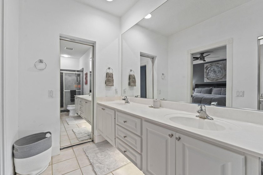 LOCATED IN THE COVETED TEQUESTA OAKS COMMUNITY, THIS 2 STORY - photo 27