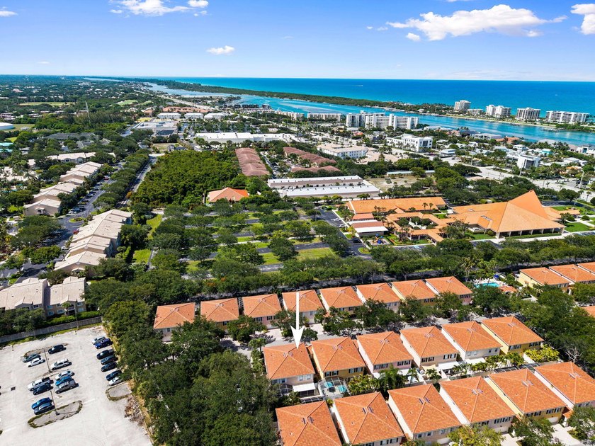 LOCATED IN THE COVETED TEQUESTA OAKS COMMUNITY, THIS 2 STORY - photo 45