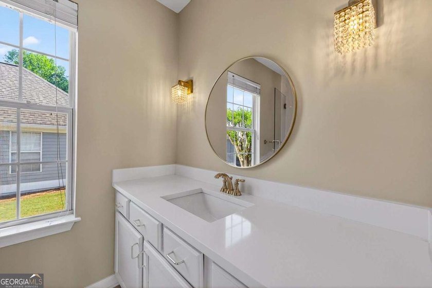 Don't miss this beautifully UPDATED 2BR/2BA ranch in desirable - photo 25