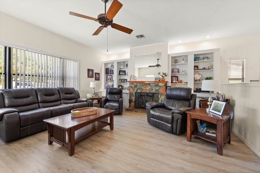 Under contract-accepting backup offers. High &amp; Dry, no flood - photo 6