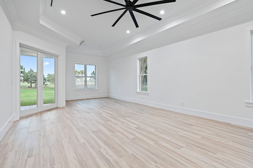 Back on market and priced below recent appriasal, this newly - photo 30