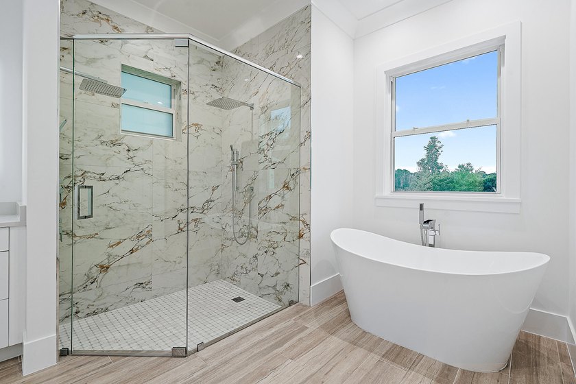 Back on market and priced below recent appriasal, this newly - photo 37