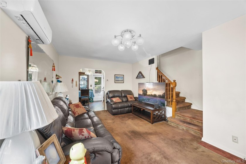 Welcome to this nice semi-attached single-family townhouse - photo 8