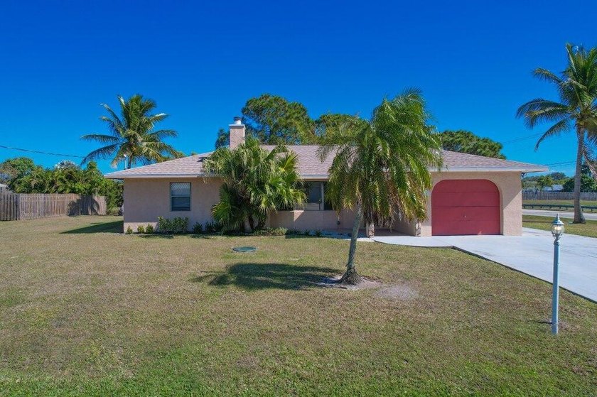 Lakefront Corner-Lot Gem on 1/3 Acre - No HOA! Welcome home to - photo 24