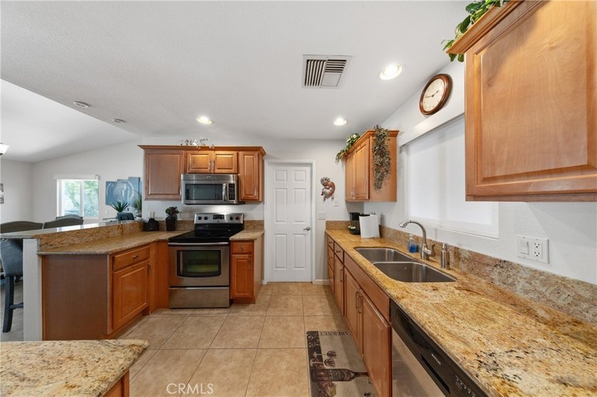 One of the best houses in Mission Lakes Country Club community - photo 14