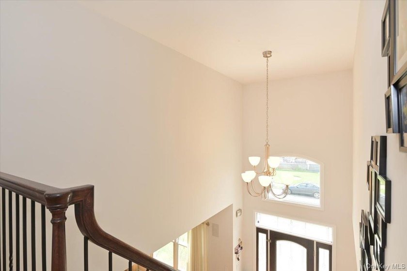 Welcome To 46 Scott Street In Massapequa Park. This Stucco &amp; - photo 32
