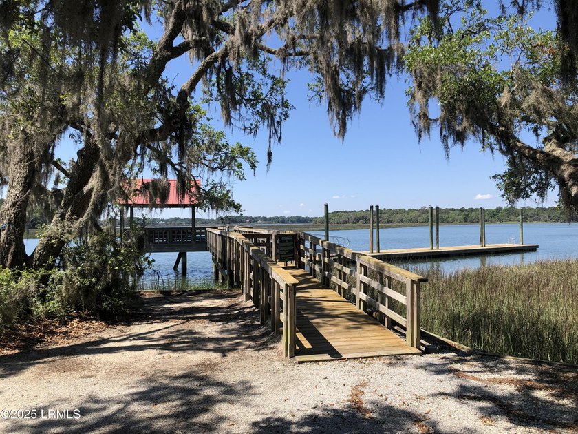 Distant Island is one of Beaufort's finest waterfront - photo 8