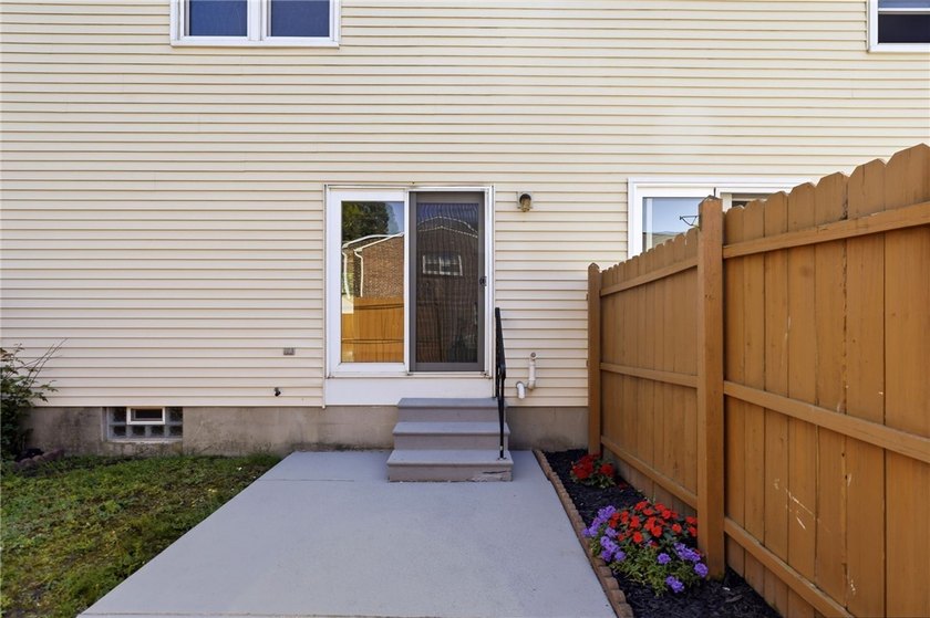Welcome to 330 Wimbledon Court in West Seneca-a fully renovated - photo 5