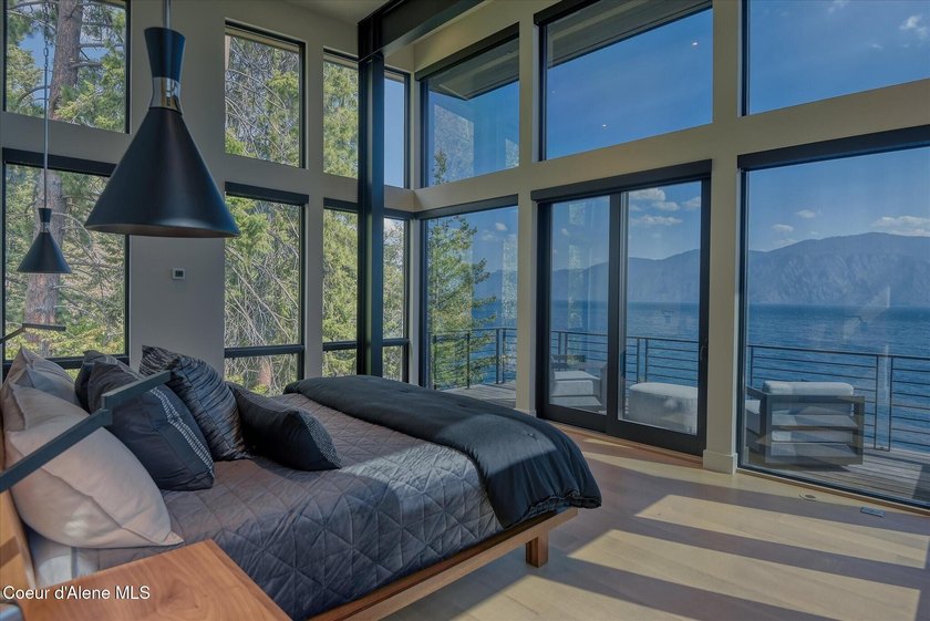 This modern masterpiece provides exceptional privacy within a - photo 29