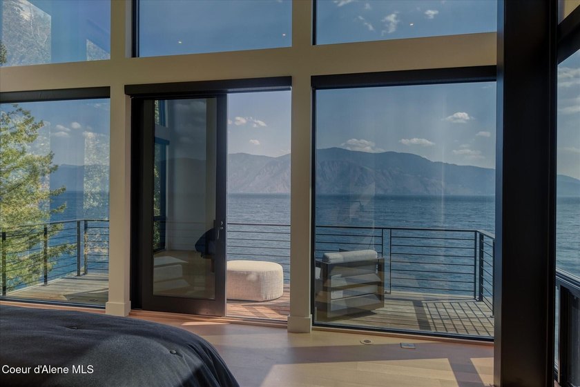 This modern masterpiece provides exceptional privacy within a - photo 30