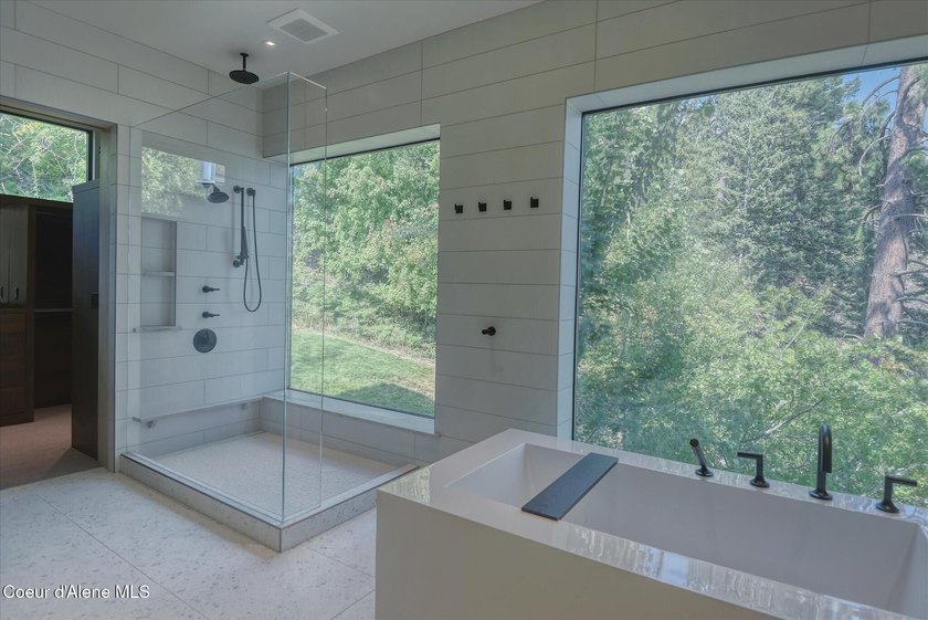 This modern masterpiece provides exceptional privacy within a - photo 37
