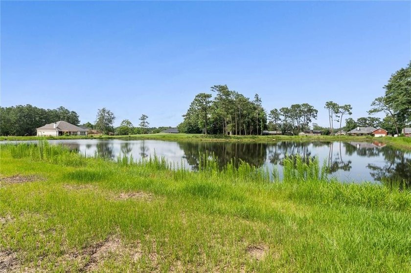 Welcome to an exceptional destination retreat where luxury - photo 42