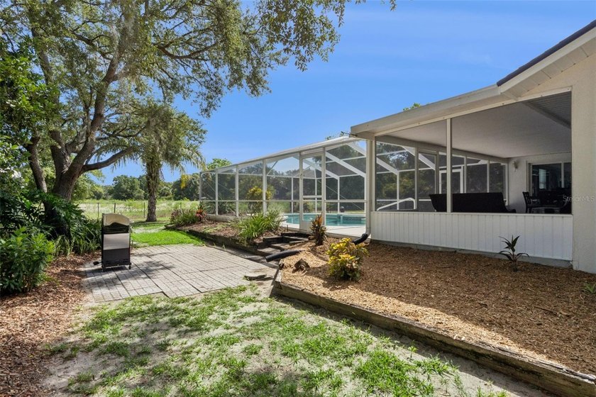 Wonderful 3-Bedroom, 2-Bath Pool Home located in the desirable - photo 29
