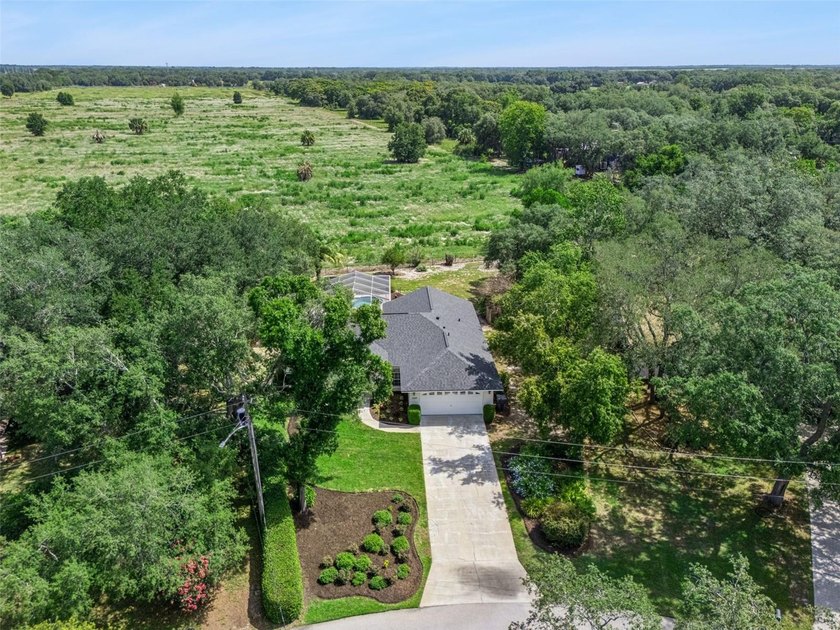 Wonderful 3-Bedroom, 2-Bath Pool Home located in the desirable - photo 37