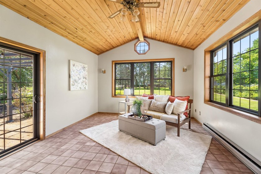 Nestled on over 1/2 acre, this well-maintained home is tucked - photo 12