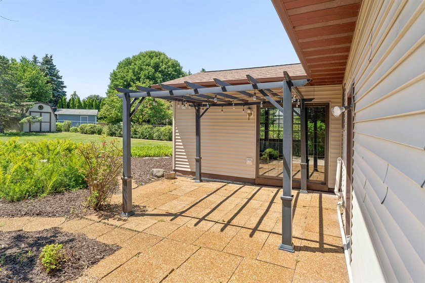 Nestled on over 1/2 acre, this well-maintained home is tucked - photo 34