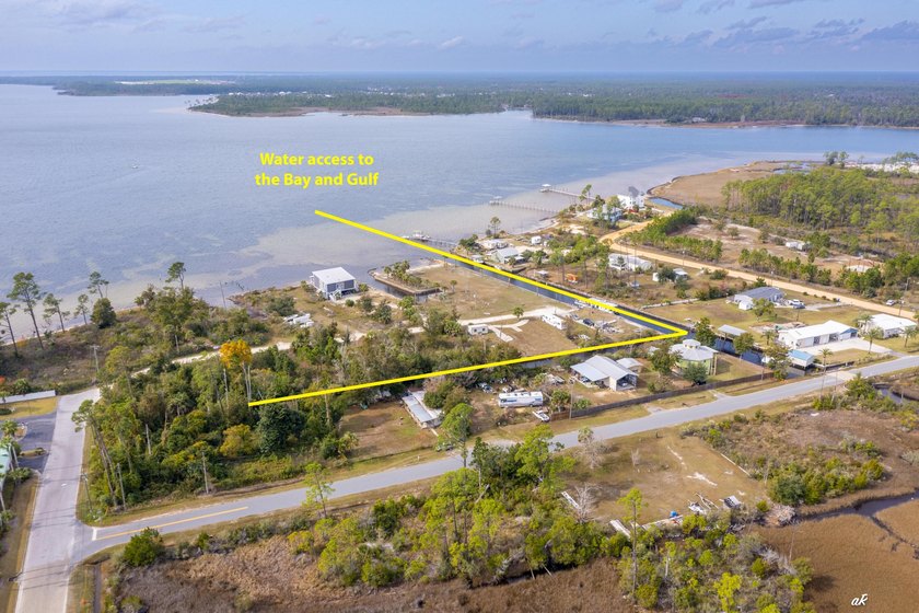 Whether you're searching for a primary residence or a weekend - photo 4