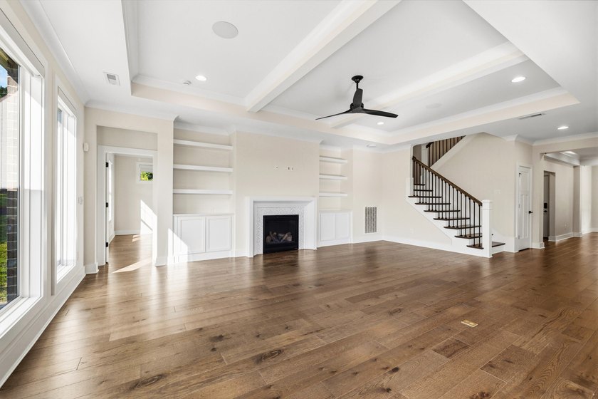 Welcome to Brookmere Manor, one of Farragut's most prestigious - photo 22
