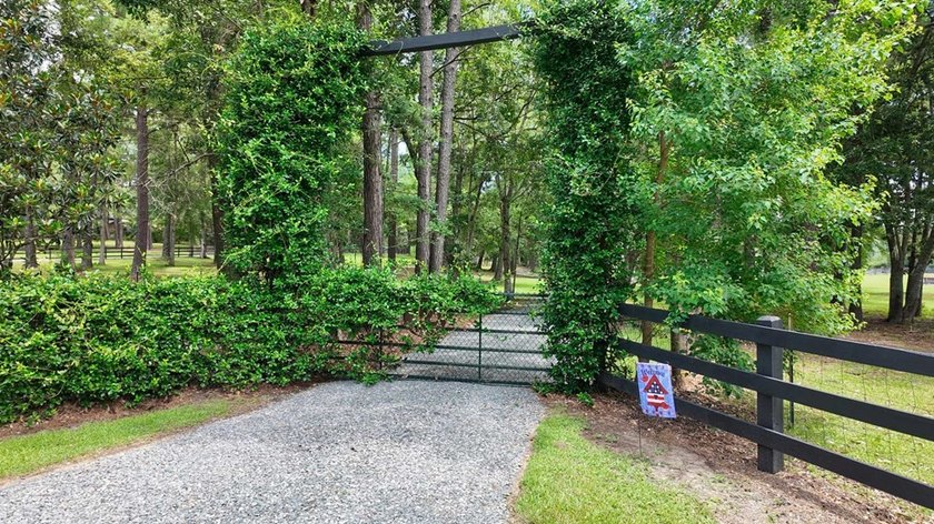 Welcome to your dream mini farm-a rare opportunity to own 42 +- - photo 27