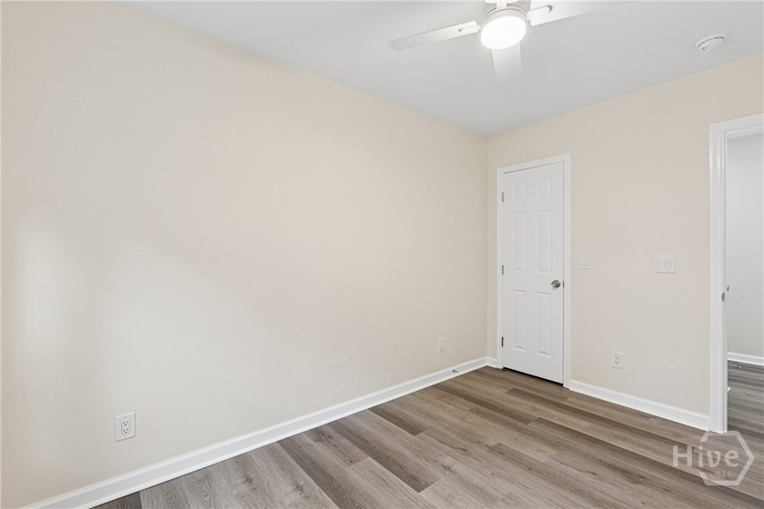 Turnkey Duplex - Completely Remodeled from Top to Bottom! - photo 33