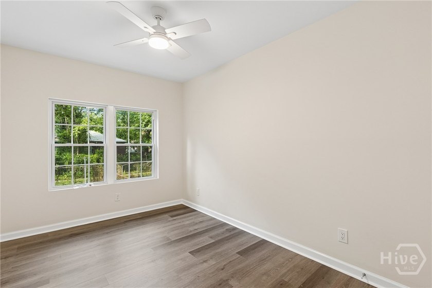 Turnkey Duplex - Completely Remodeled from Top to Bottom! - photo 34