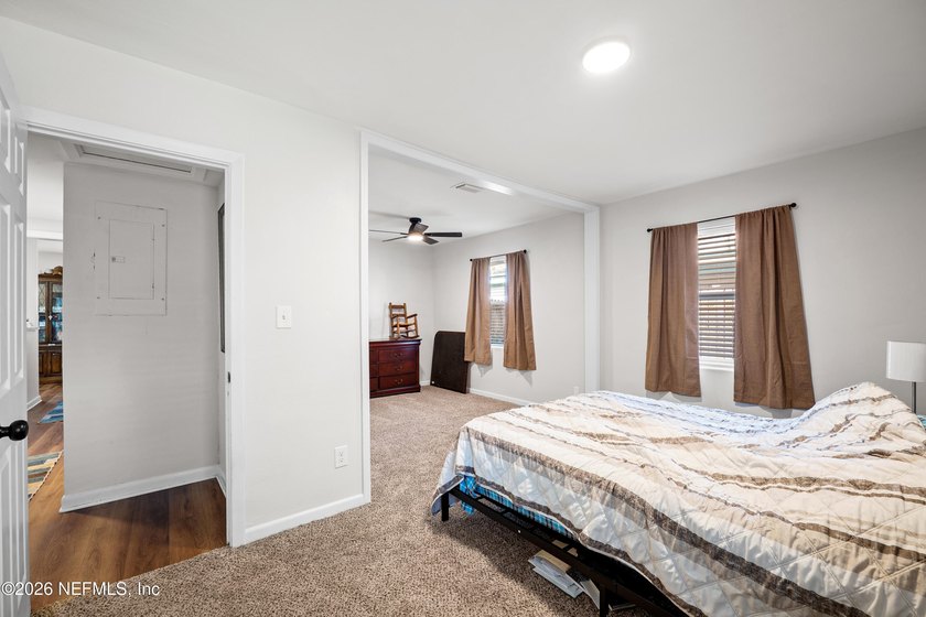 **FULLY RENOVATED**UPDATED**GREAT LOCATION** SELLER is MOTIVATED - photo 15