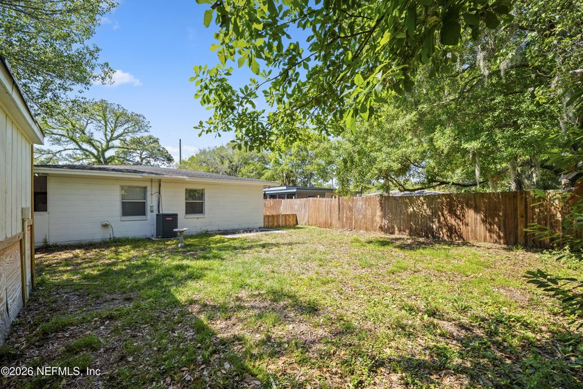 **FULLY RENOVATED**UPDATED**GREAT LOCATION** SELLER is MOTIVATED - photo 28