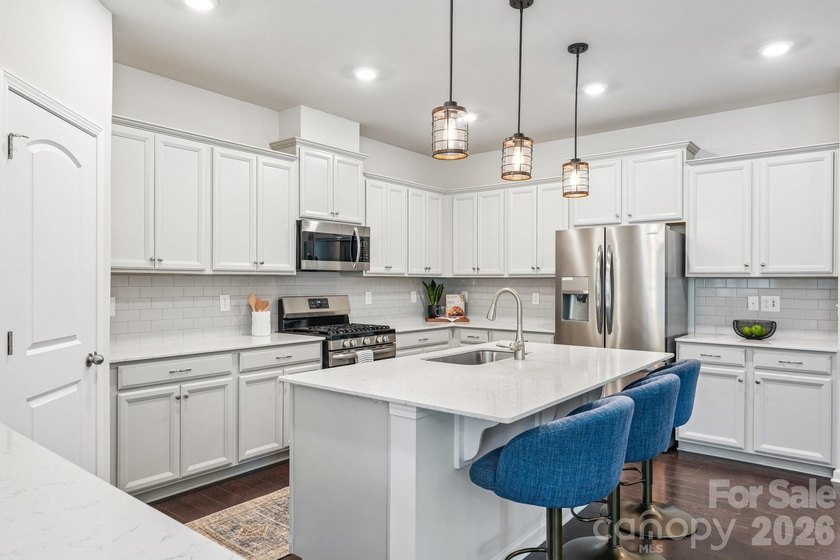 Welcome to The Palisades, one of Charlotte's premier - photo 8