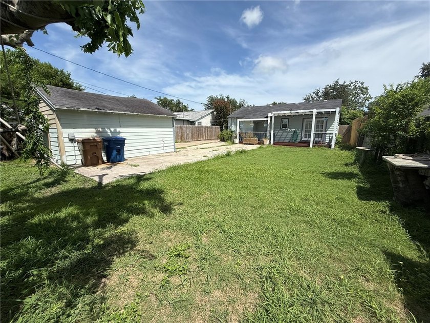 Located just minutes from the beautiful Corpus Christi Bay Area - photo 14