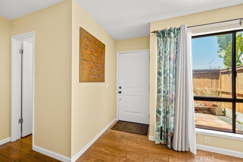 Discover comfortable living and excellent potential in the - photo 4
