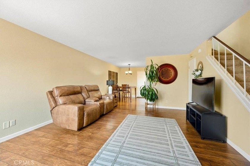 Discover comfortable living and excellent potential in the - photo 5
