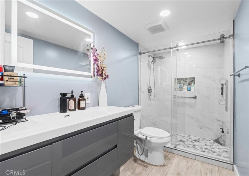 STUNNING TURNKEY, SINGLE STORY in the heart of Placentia in OC - photo 26