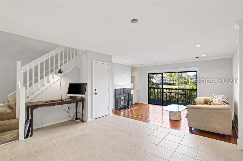 Wake up to breathtaking Broad Creek views and experience the - photo 15