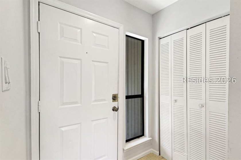 Wake up to breathtaking Broad Creek views and experience the - photo 38
