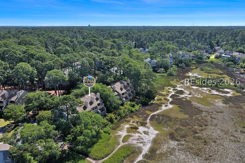 Wake up to breathtaking Broad Creek views and experience the - photo 42