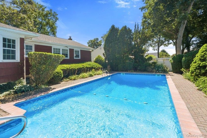 Don't Miss this Spacious Ranch with Nice Entrance Seating Area - photo 26