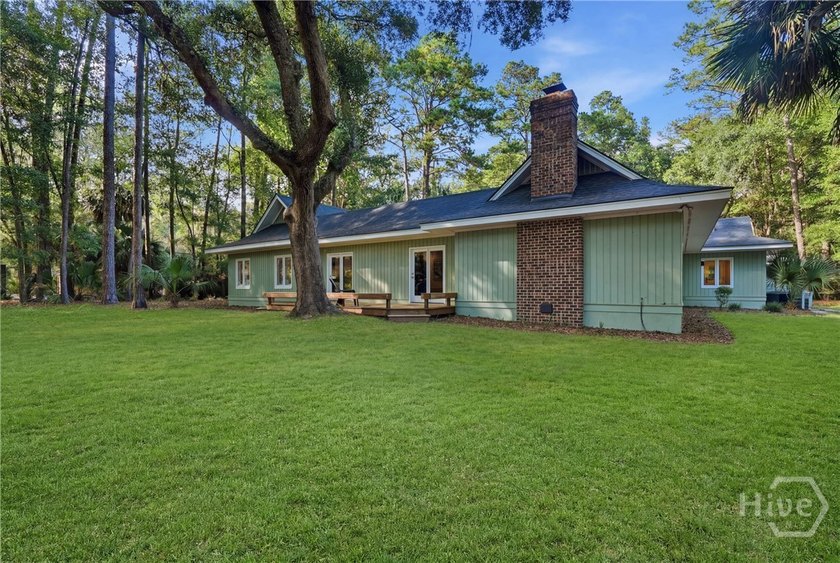 Nestled within the prestigious gated community of The Landings - photo 28